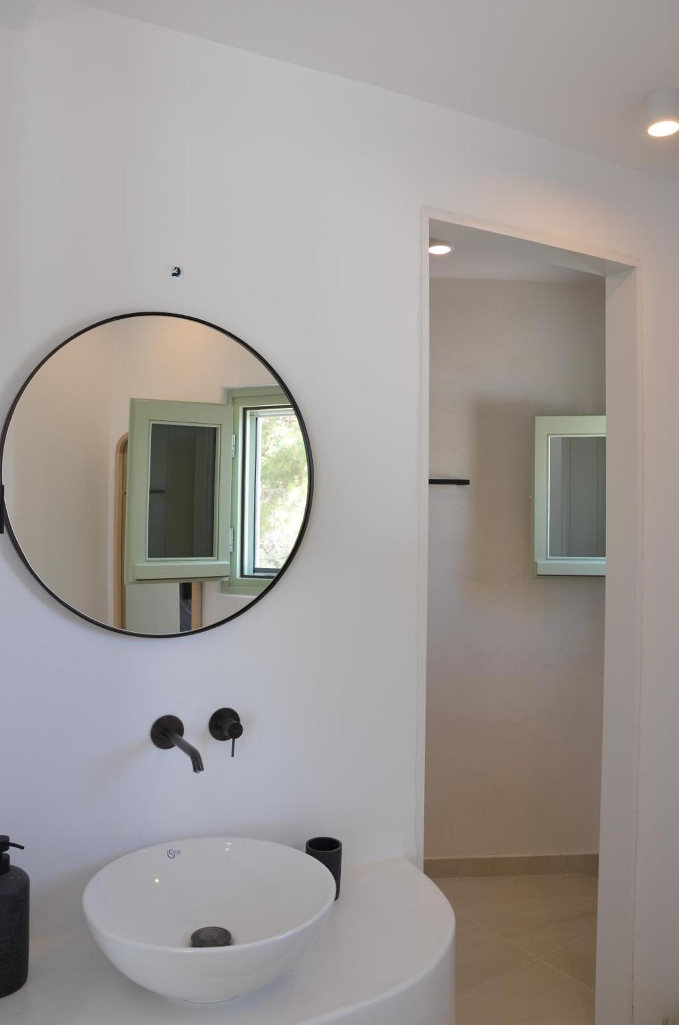 Galaxy Hotel Mylopotas